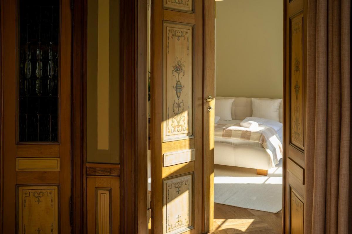 Apartment Royal And Luxurious 5br