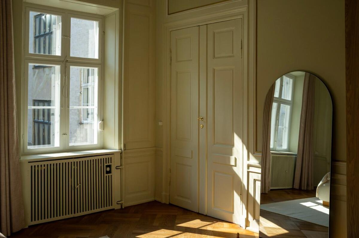 Royal And Luxurious 5br Apartment *