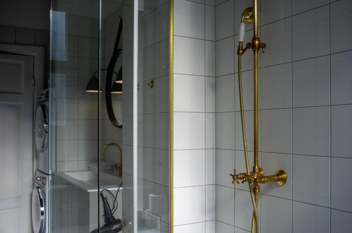 Royal And Luxurious 5br Apartment